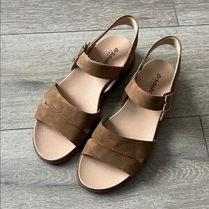 Dr. Scholl's Tan Strappy Sandals